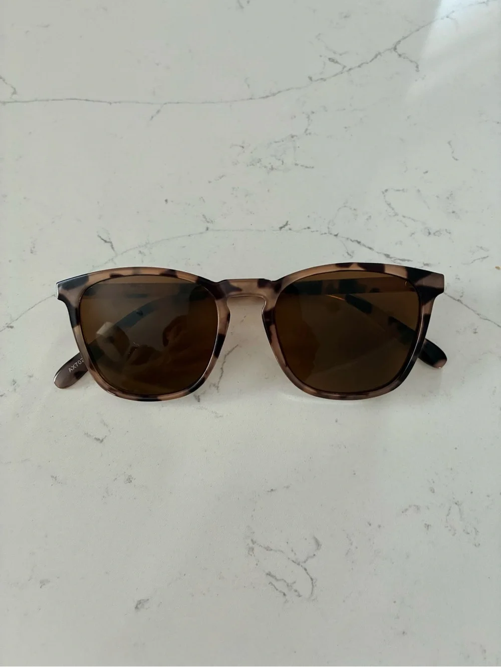 NWOT J CrewTortoiseshell Square Keyhole Sunglasses in Blonde Torte